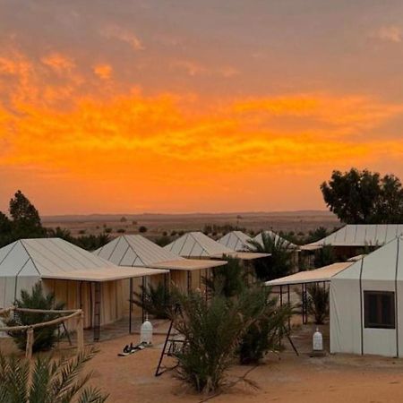 Sahara Traveling Camp Ξενοδοχείο Merzouga Εξωτερικό φωτογραφία